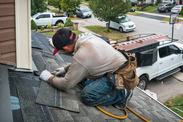 Professional Roof Installation technician working in Wayland, IA